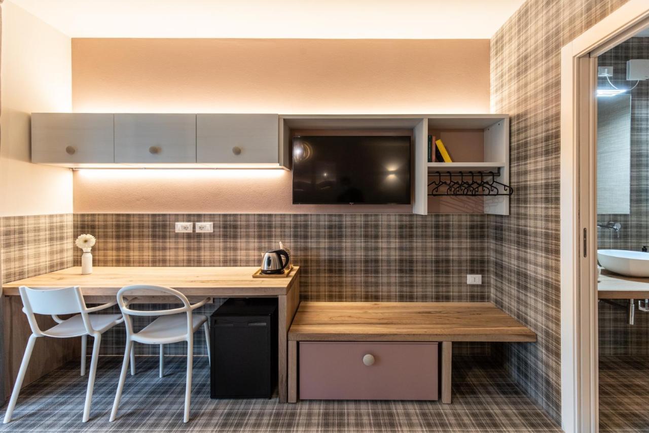 Sei Garda Apartments Peschiera del Garda Kültér fotó