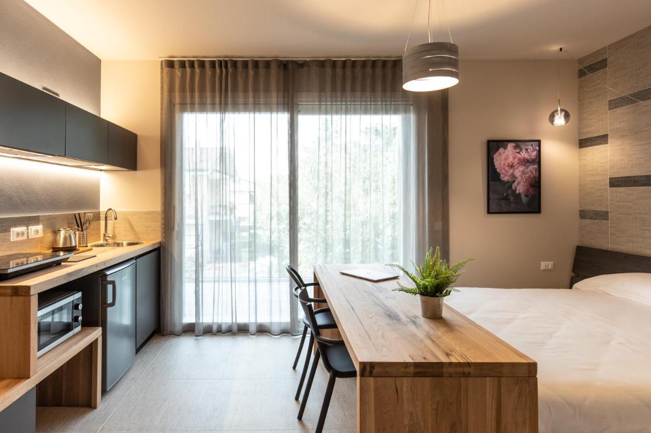 Sei Garda Apartments Peschiera del Garda Kültér fotó